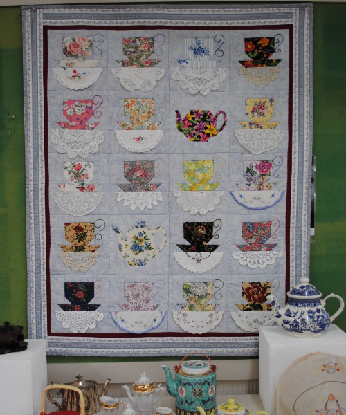 Teacups Quilt Embellished With Vintage Hankies Quilting Cubby