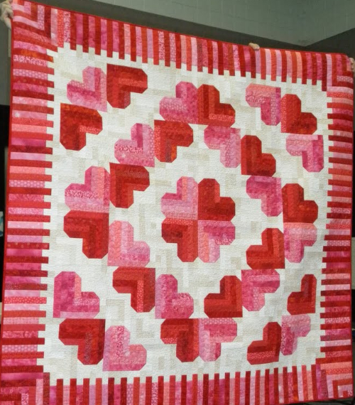 Extraordinary Log Cabin Quilts Are Great Fun With Any Colorway