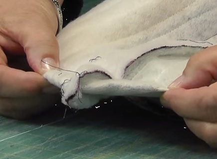 how to box the corners of one jelly roll tote bag