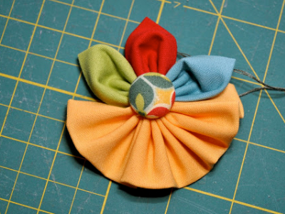 flower for quilted tablet holder