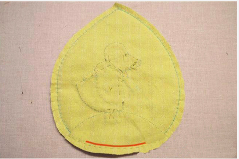 sunbonnet sue zippered pouch back