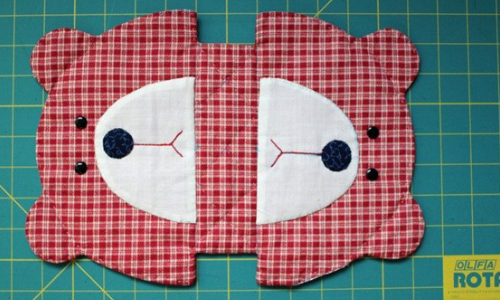 how to make the face on a teddy bear quilt bag