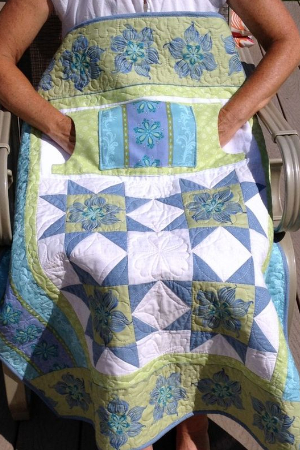 lap quilt with pockets star block