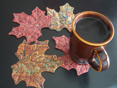 picture frames for quilt projects such as maple leaf mug rugs