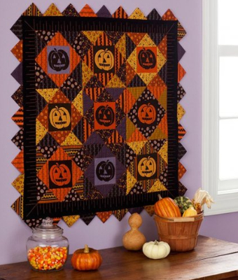 jack-o-lantern-wall-quilt-with-prairie-points