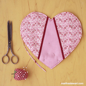 layer-heart-shaped-pot-holders