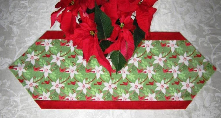 ten-minute-table-runner-holiday-fabric