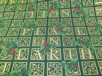 ten-minute-table-runner-with-christmas-fabric-peace-on-earth