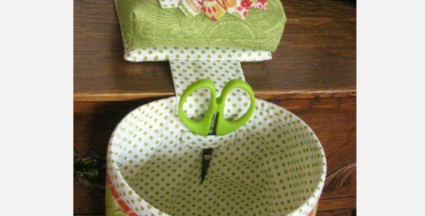 thread catcher with matching pin cushion dresden