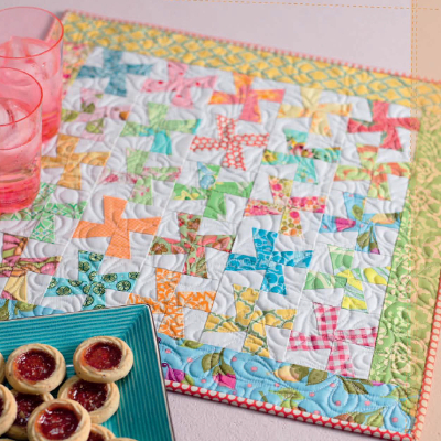 tiny-table-topper-kim-brackett-free-pattern