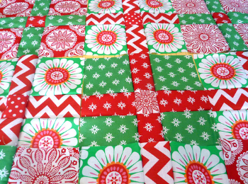 christmas-baby-quilt-nine-patch-block-quilt-pattern