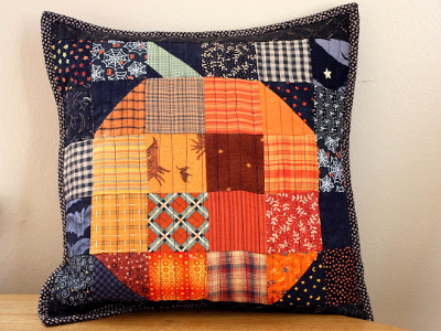 patchwork-pumpkin-throw-pillow-halloween-fabric
