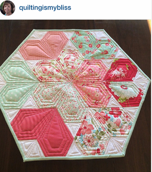 quilted-sweetheart-table-topper-jaybird-hex-template