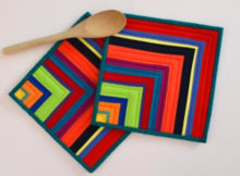 log-cabin-potholder