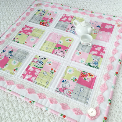 table-mat-quilt-for-childs-tea-party