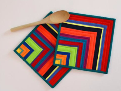 colorful-log-cabin-potholders