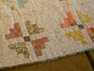 carousel-quilt-block-vintage-prints