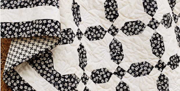 Black and cream quilt Sweetwaters Mama Said Sew
