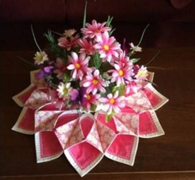 Fold n Stich wreath with Valentine flower bouquet