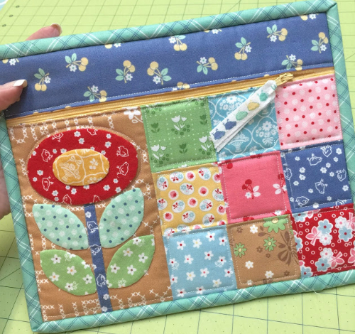 zippered pouch patchwork pattern