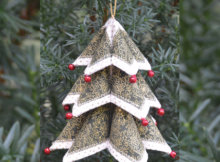Fold n Stitch Accents Dimensional Christmas tree Christmas ornamnent