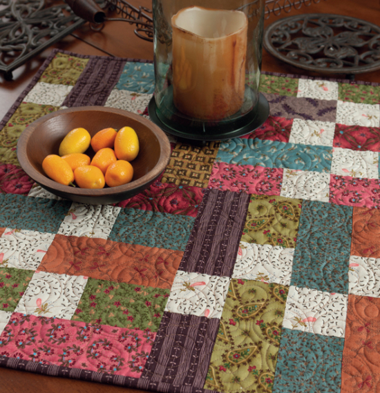 Kim Diehl Table topper Homestyle Quilts