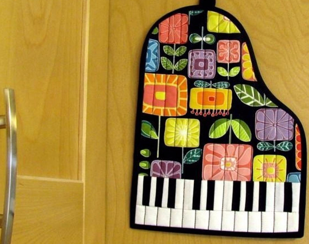 piano hot pad pattern