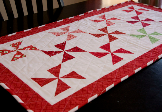 striped binding for holiday quilts