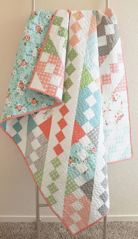 charm pack baby quilt