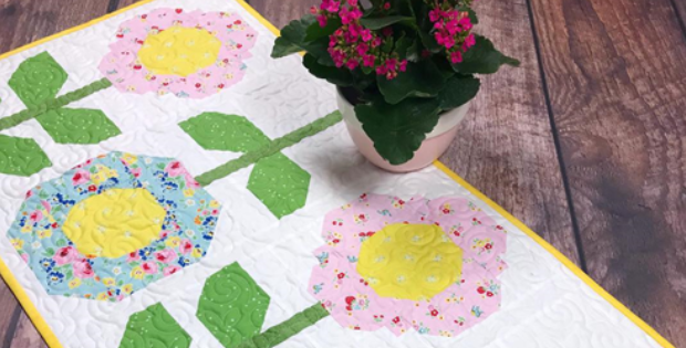 Simply Spring table runner Lindsey Weight