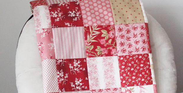 Quilt with Squares  Make a Simple Patchwork Quilt