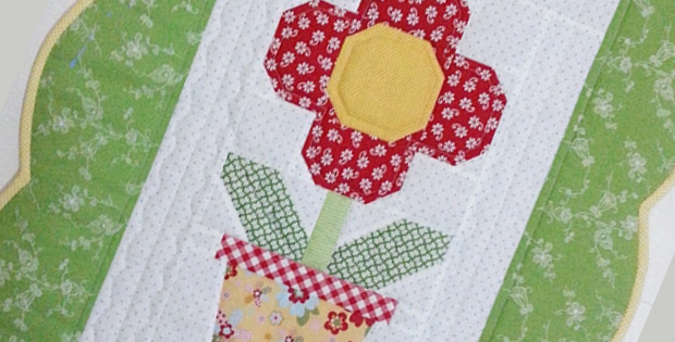 How To Baste A Quilt - Pins And Spray - Blossom Heart Quilts