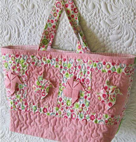 quilted tote bag with 3d pinwheels