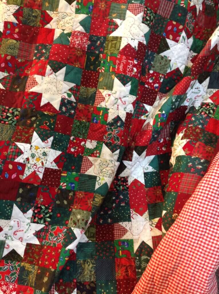 Holiday Stars quilt pattern using Christmas Jelly Roll