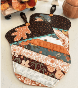 acorn hot pad pattern using Happy Fall Days fabric