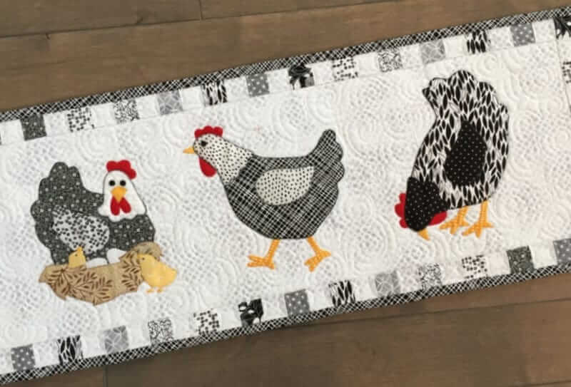 Chicken table runner quilt pattern