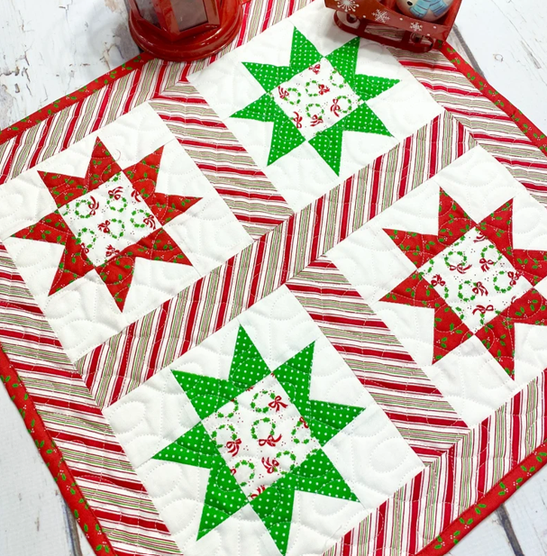 Christmas mini quilt