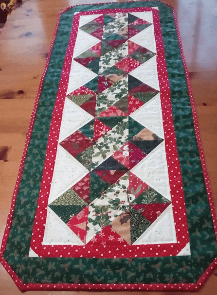 Christmas Twist table runner pattern